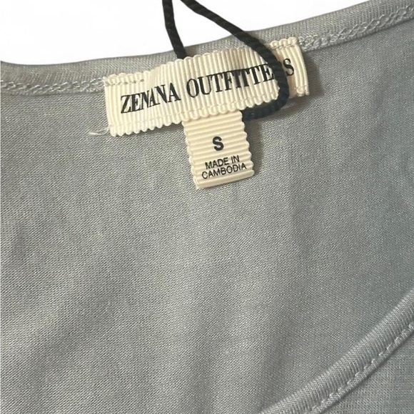 Ruffled Sleeve Cold Shoulder Top‎ - Picture 11 of 14